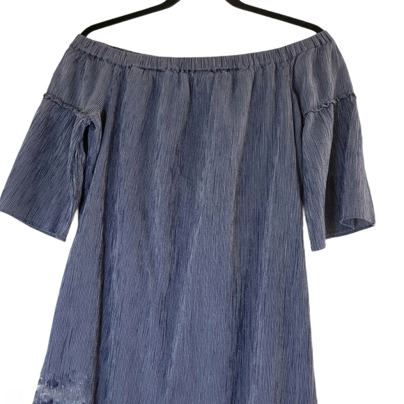 Madewell Off the Shoulder Bell Sleeve Dress - Picture 11 of 13